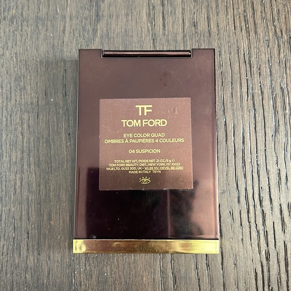 Tom Ford Eye Color Eyeshadow Quad Pallet - Gold and Brown Shades / 04 Suspicion - Picture 2 of 3